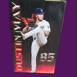 Los Angeles dodgers dusting may big red bubblehead